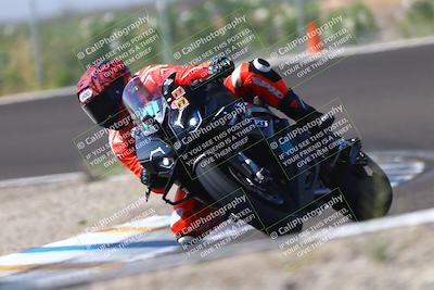 media/Sep-20-2025-TrackDaz (Sat) [[27f0cde673]]/A Group/2pm (Turn 9)/